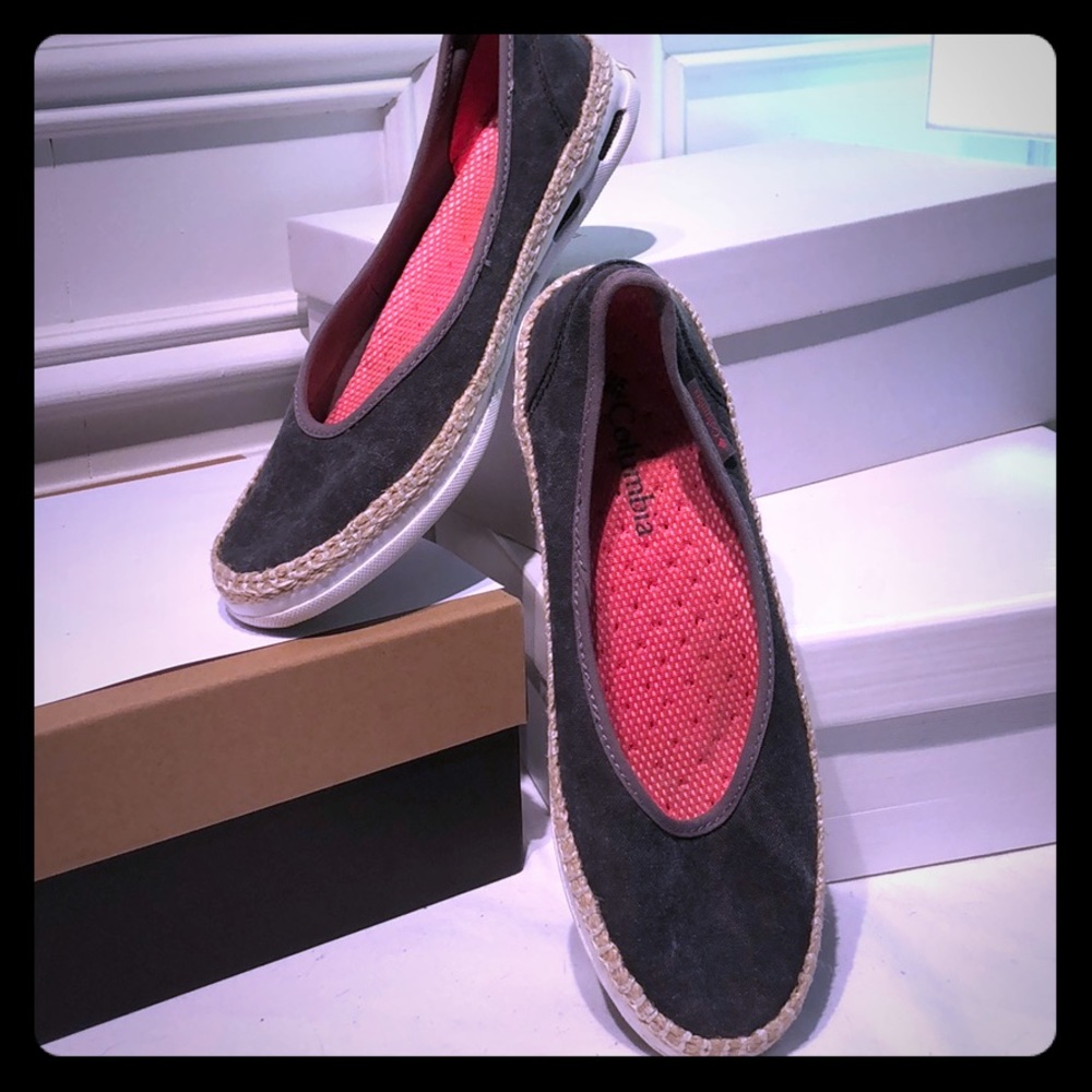 Never worn Columbia sneakers